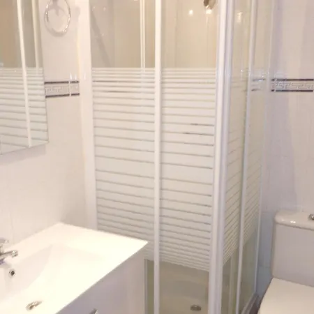 Calle Dr. Celestino Gonzalez Padron - 2 Apartment *