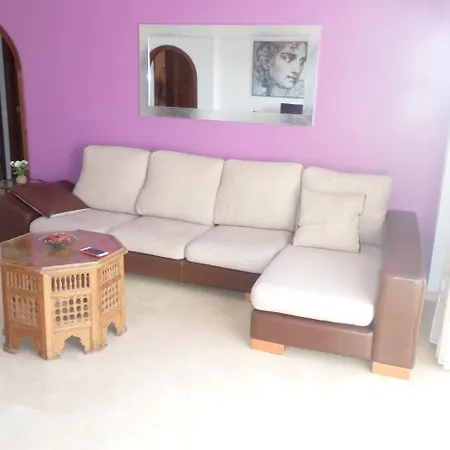 Calle Dr. Celestino Gonzalez Padron - 2 Apartment *